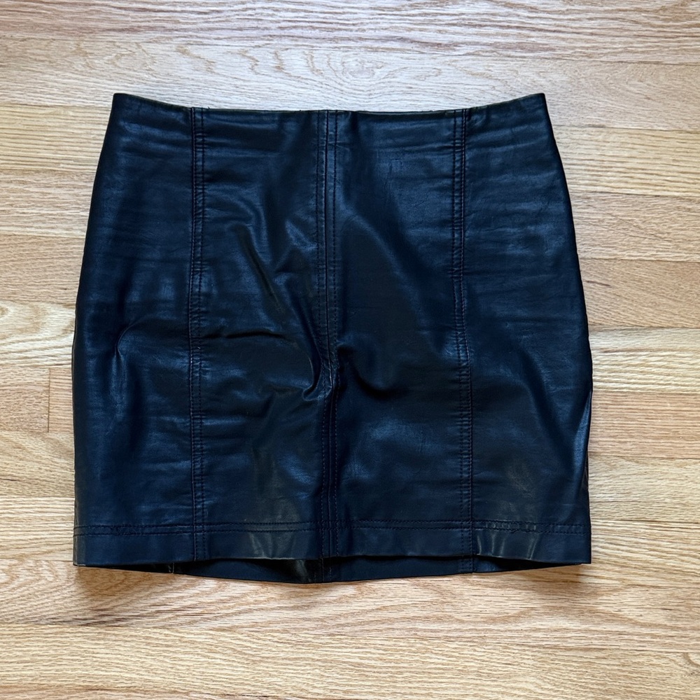 Free People Black faux Leather Skirt size 6